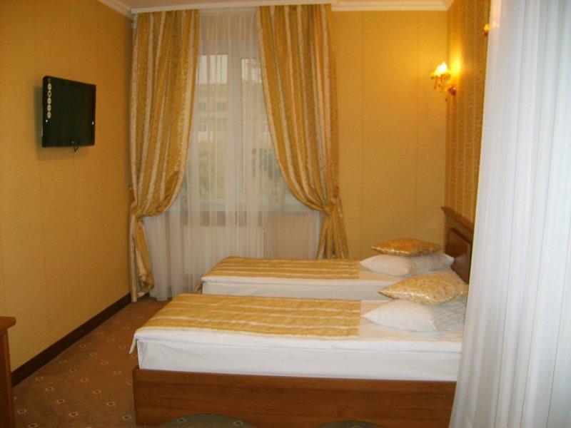 Hotel Complex Gayki Zhytomyr Exterior foto